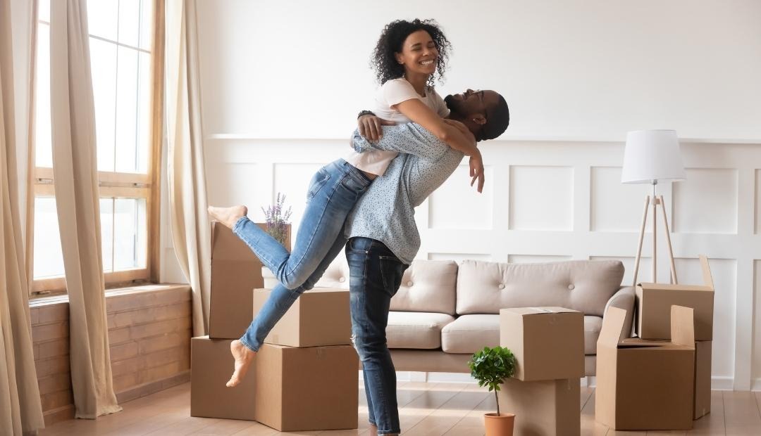 7 Pieces of Advice for Moving in With a Significant Other Cover Photo