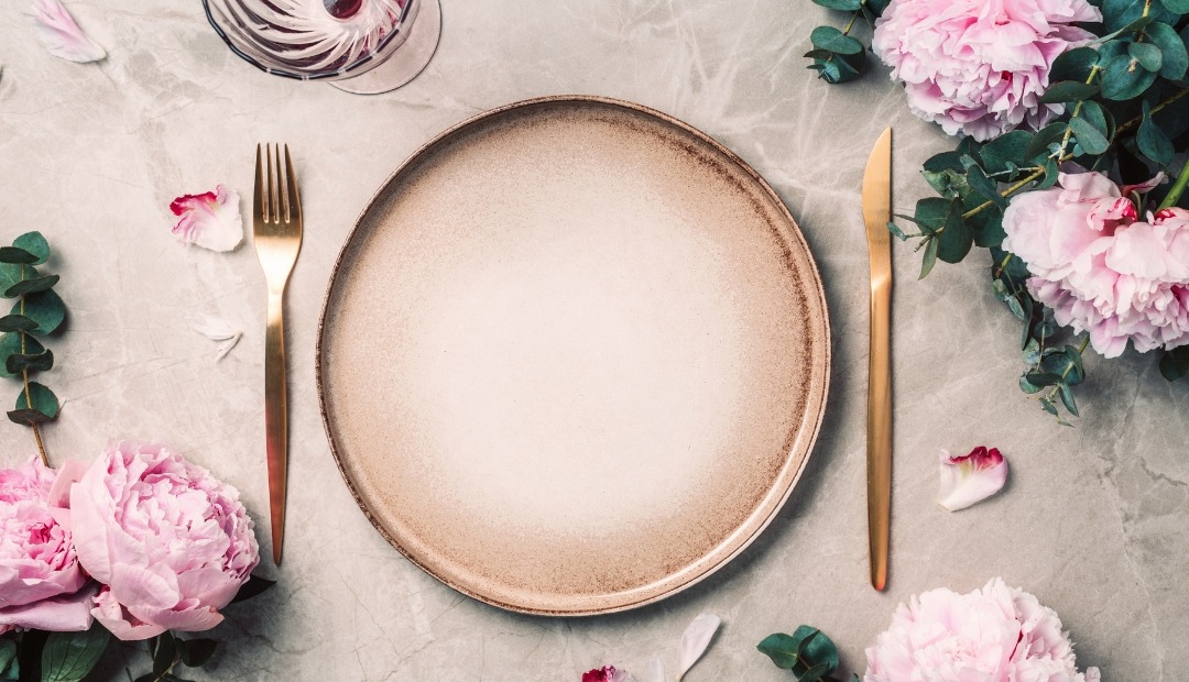 Image for Transform Your Dining Experience: 10 Inspiring and Creative Table Setting Ideas