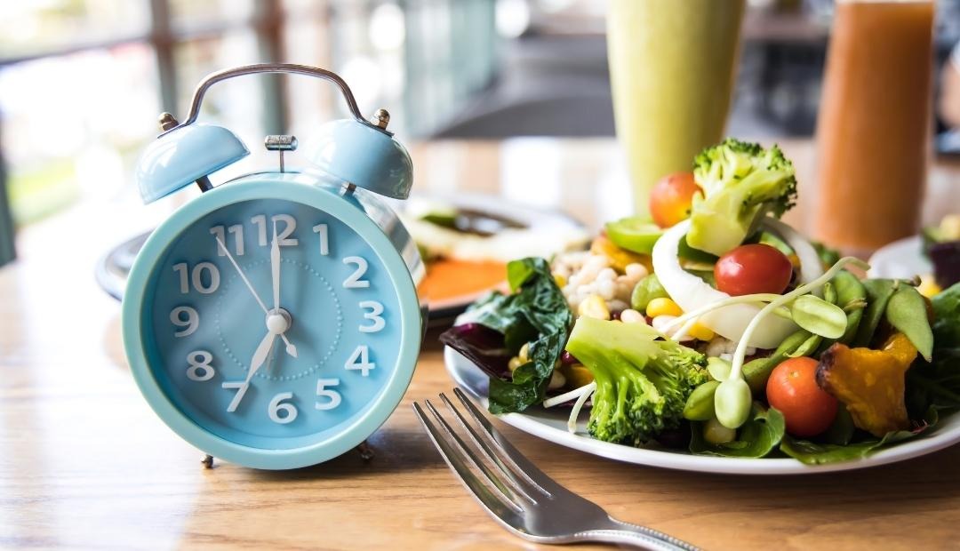 Intermittent Fasting for Beginners: How It Works  Cover Photo