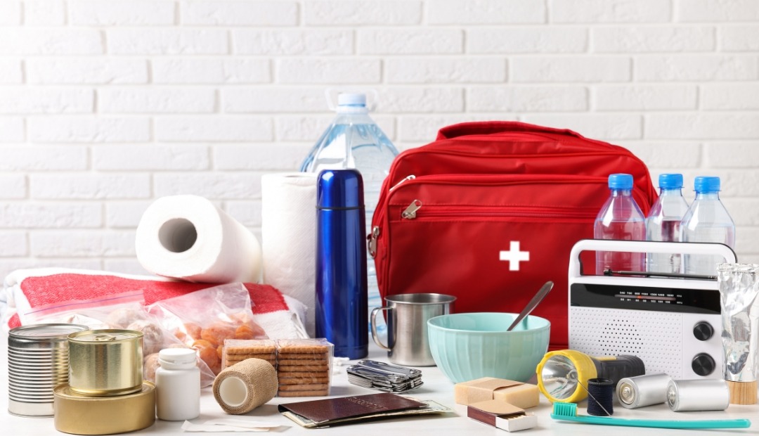 Image for Disaster Preparedness: Building Your Essential Supply Kit