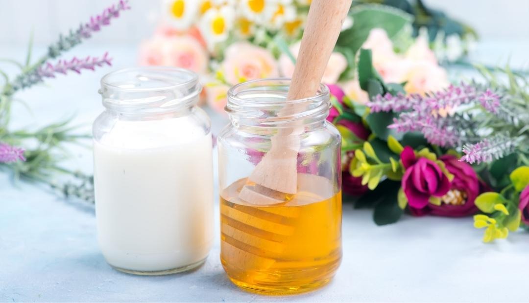 3 Organic DIY Facial Cleansers You Can Try Out At Home Cover Photo