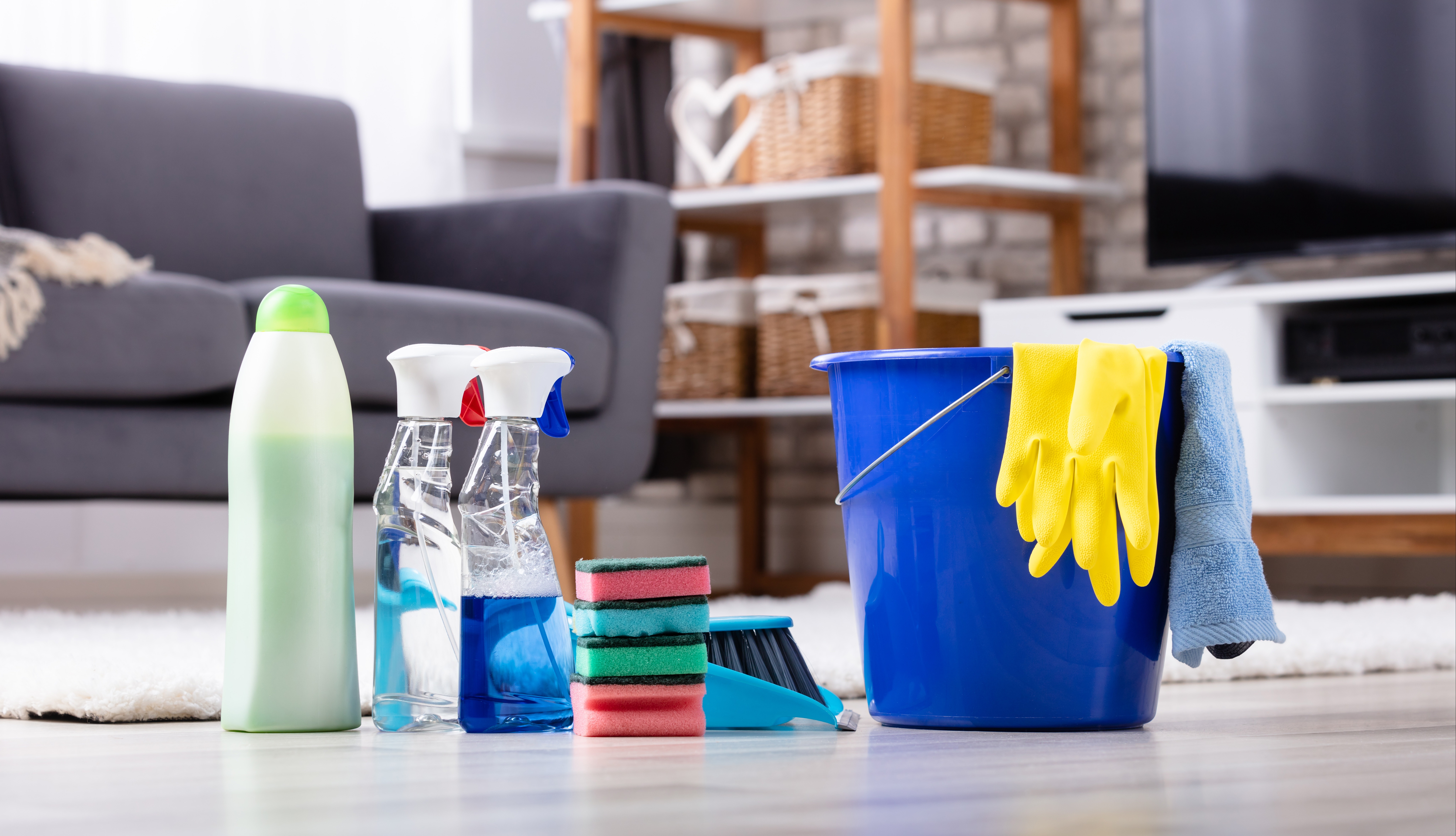 The Easy Guide To Cleaning Your Apartment Cover Photo